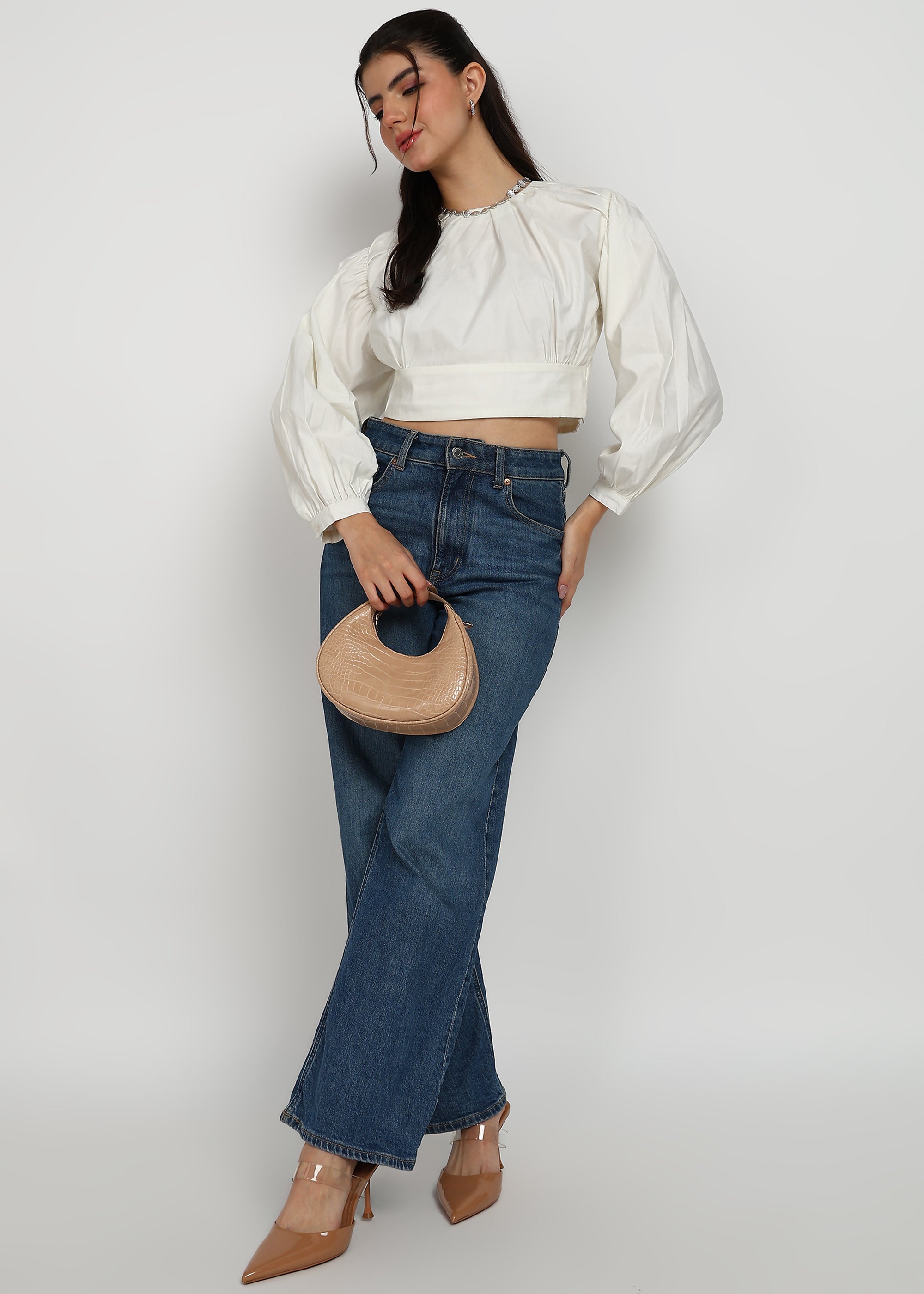 Women Off White Solid Crop Top